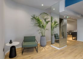 Acropolis Magenta Luxury Suites 3