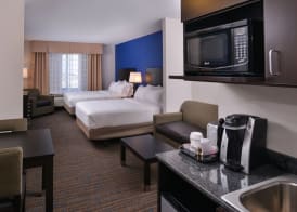 Holiday Inn Express & Suites BAKERSFIELD AIRPORT by IHG 5