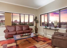 Days Inn & Suites by Wyndham Huntsville 3
