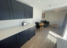 Beautiful Private Detached 1-bed Bungalow 4
