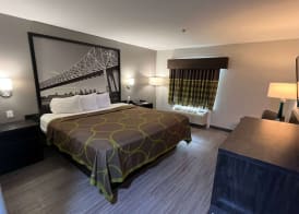 Super 8 by Wyndham Lake Charles/Sulphur 4