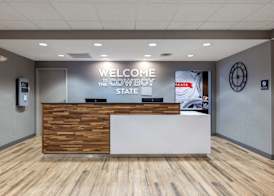 Hampton Inn & Suites Casper 4