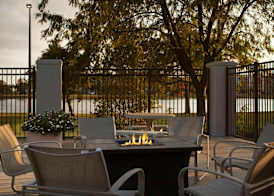 Hampton Inn Evansville 4