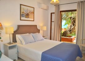 House Angelos D with sea view and private garden - Agios Gordios Beach 3