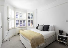 Cozy 2 Bed Apartment in Chiswick 4