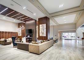 DoubleTree by Hilton Toronto Airport 2