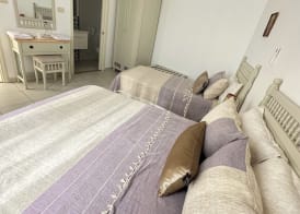 Hotel Dar Al Madina 5