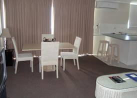 Grosvenor Beachfront Apartments Surfers Paradise 5