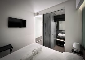 Mutina Suites 2