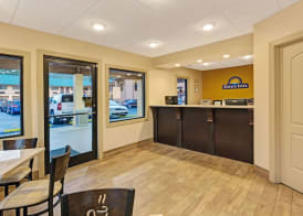 Days Inn by Wyndham Cherokee Near Casino 2