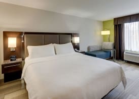Holiday Inn Express & Suites DAYTON-CENTERVILLE by IHG 4