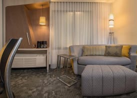 Courtyard by Marriott Orlando Lake Nona 4