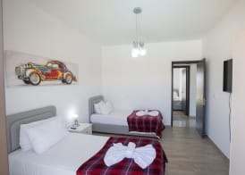 Villa Sienna, Fabulous 6bdr Protaras Villa 2