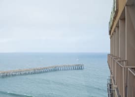 Crowne Plaza VENTURA BEACH by IHG 5