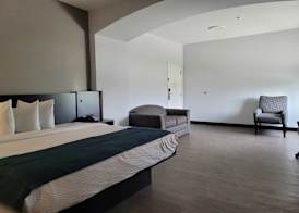 Days Inn & Suites by Wyndham Gonzales TX 4