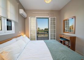 Captain's Villas 5