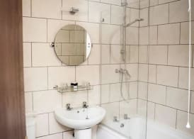 The Crewe Arms Hotel 5