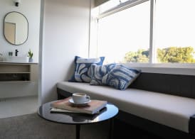 Barrys Beach Road Hotel 3