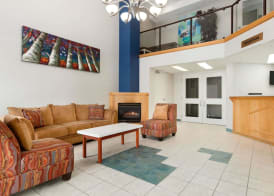 Travelodge by Wyndham Windsor 2