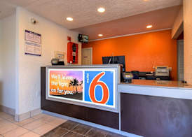 Motel 6 Rowland Heights, CA - Los Angeles - Pomona 2