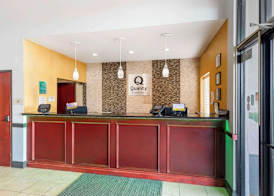 Quality Inn & Suites Wichita Falls I-44 4
