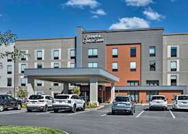 Hampton Inn & Suites Keene 3
