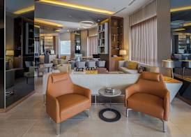 AC Hotel by Marriott Guadalajara Expo 4