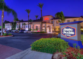 Hampton Inn & Suites Ontario 2
