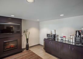Comfort Inn West 4