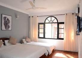 Hotel Holy Inn 4