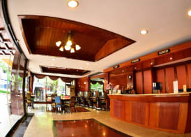 Silom Village Inn 2