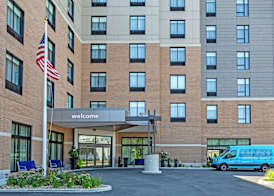 Hampton Inn & Suites Boston/Waltham 3