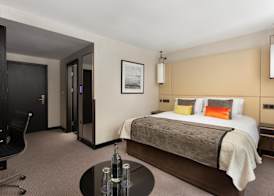 Montcalm Royal London House, London City 5