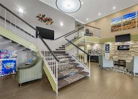 Best Western Airport Albuquerque InnSuites Hotel & Suites 2