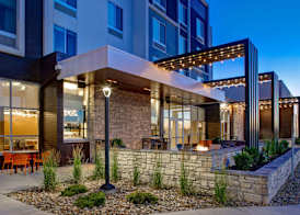Hilton Garden Inn Cedar Rapids 4