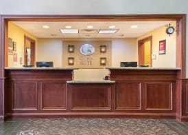 Comfort Suites Findlay I-75 near Sports Complex 2