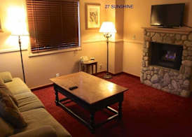 Saddleback Inn 4