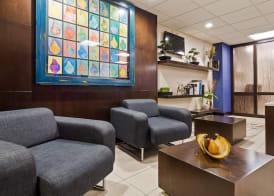 Best Western Plus Berkshire Hills Inn & Suites 4