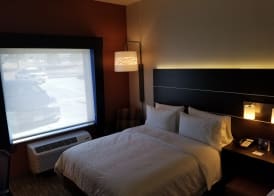 Holiday Inn Express & Suites - Colorado Springs AFA Northgate by IHG 3