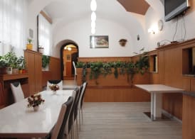 Residence Dykova - former Pension Jana, Domov Mládeže 2