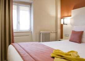 Hotel Des Remparts Lyon Perrache 2