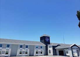 Hathaway Inn 4
