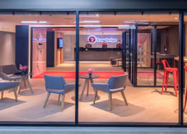 Travelodge Sukhumvit 11 2
