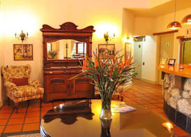 Oakhurst Hotel 2