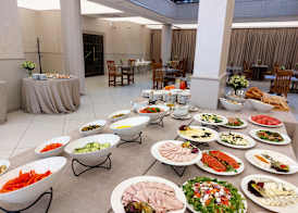Queen Apartments 5