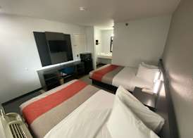 Motel 6 Windsor Locks, CT - Hartford 4