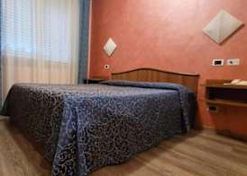 HOTEL PARADISO 5