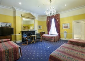 Harcourt Hotel 5