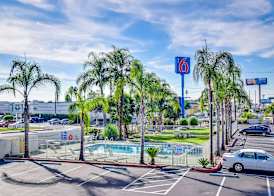Motel 6 Garden Grove 2