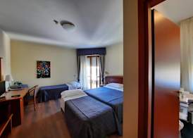 Hotel Rossi 5